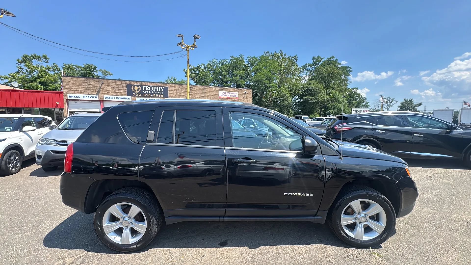 Used 2012 Jeep Compass Sport FWD image 4
