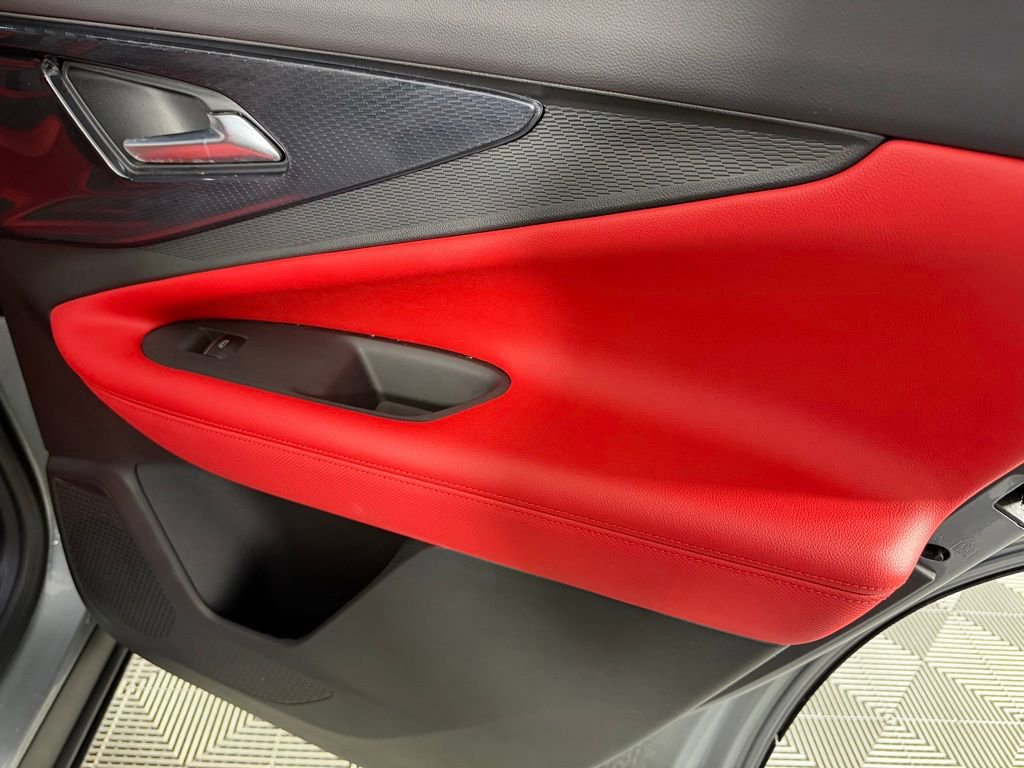 Used 2024 Chevrolet Blazer EV RS image 31