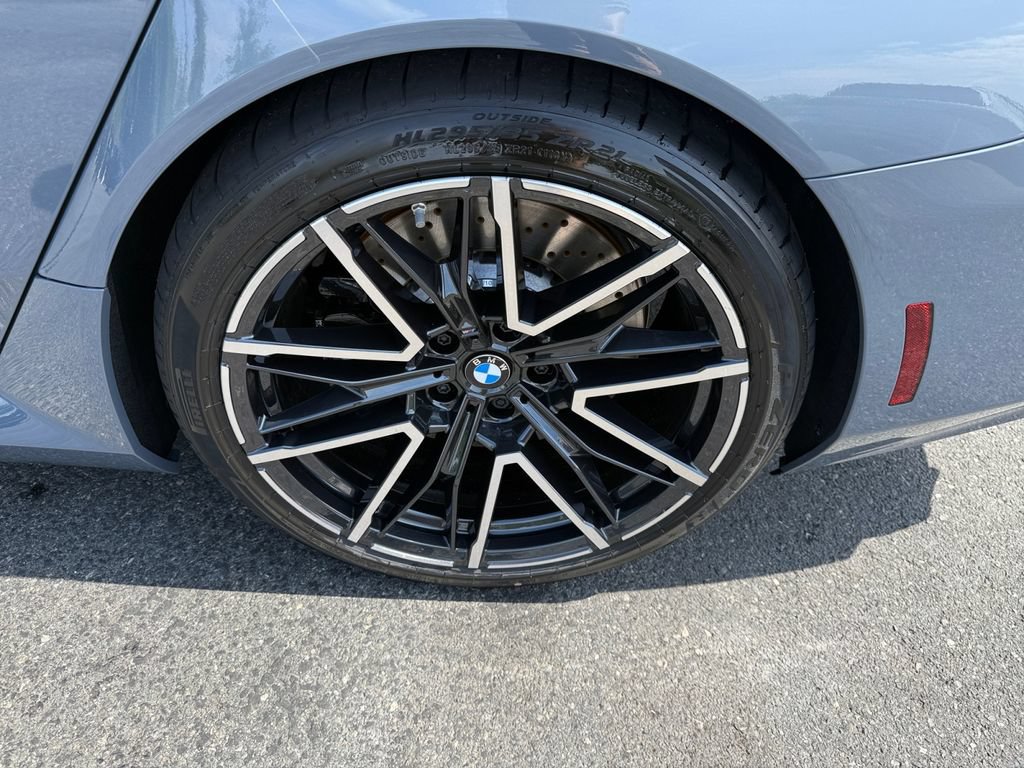 New 2027 BMW M5 Touring AWD/4WD image 18