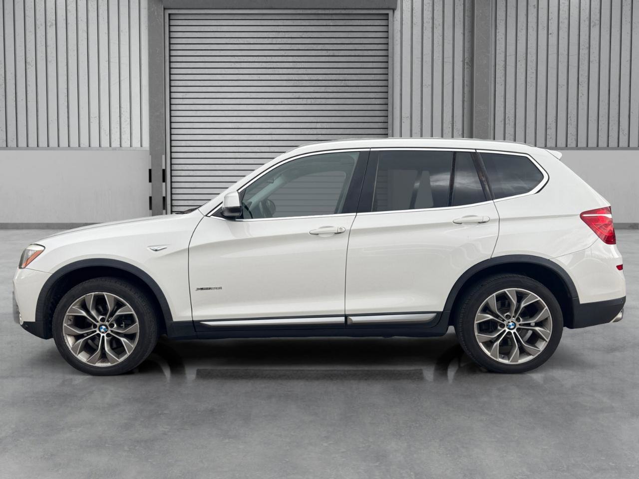Used 2017 BMW X3 xDrive28i w/ Premium Package AWD/4WD image 29