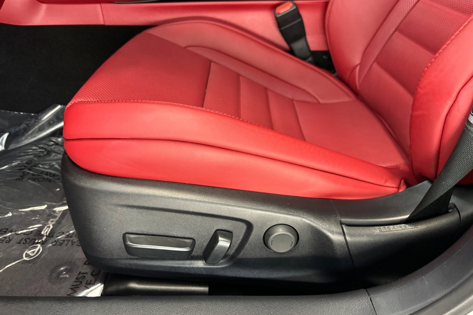 Used 2023 Lexus IS 350 F Sport w/ Navigation Package image 14