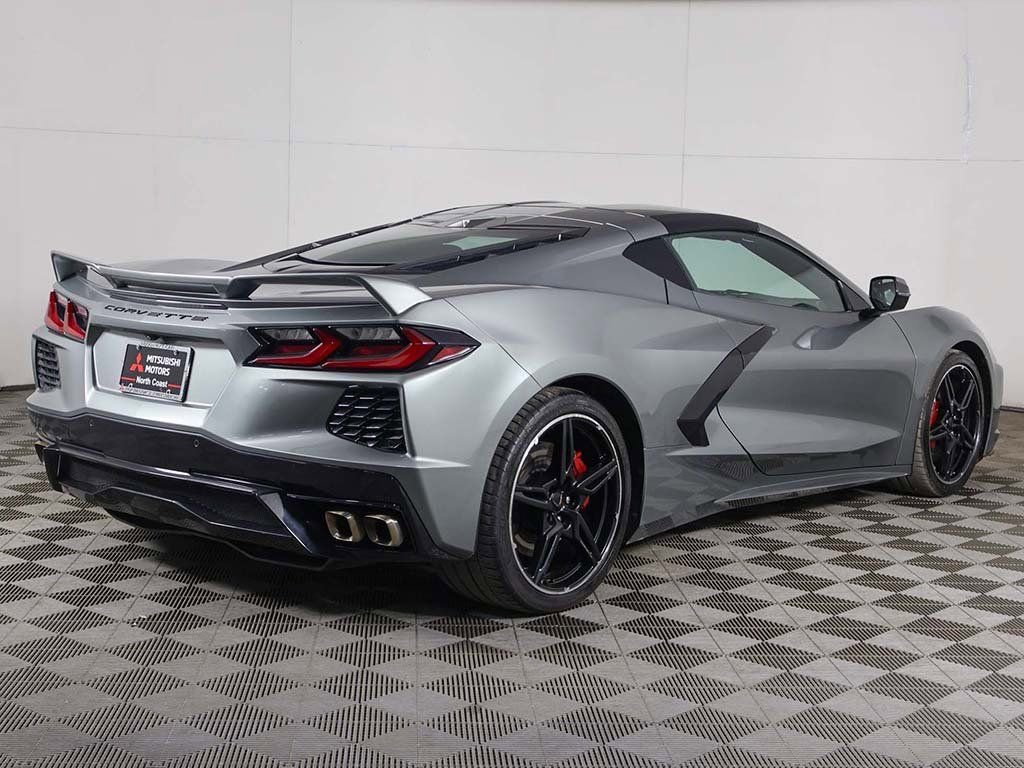 Used 2022 Chevrolet Corvette Stingray Preferred Cpe w/ Z51 Performance Package image 9