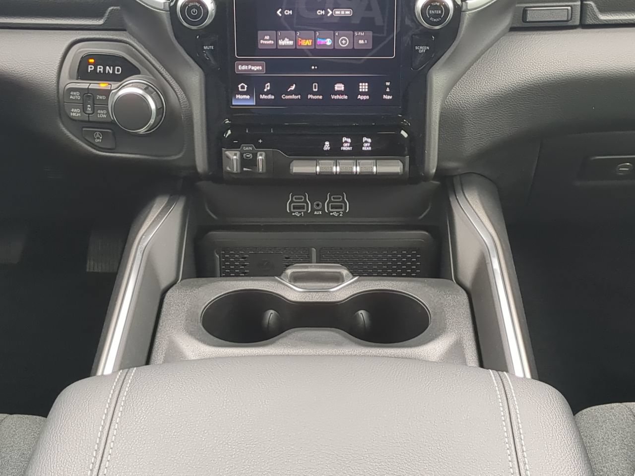 New 2026 RAM 1500 Big Horn AWD/4WD image 18