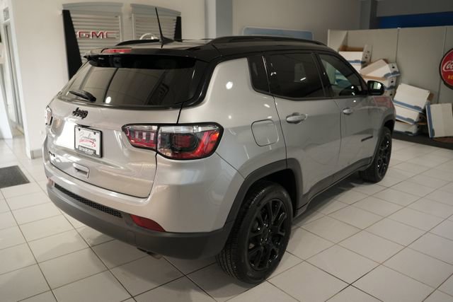 Used 2022 Jeep Compass Altitude image 7