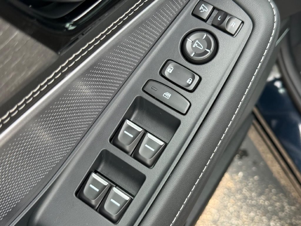 New 2026 Acura MDX w/ Advance Package AWD/4WD image 17