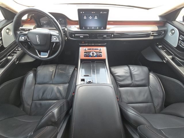 Used 2023 Lincoln Aviator Reserve w/ Equipment Group 201A AWD/4WD image 39