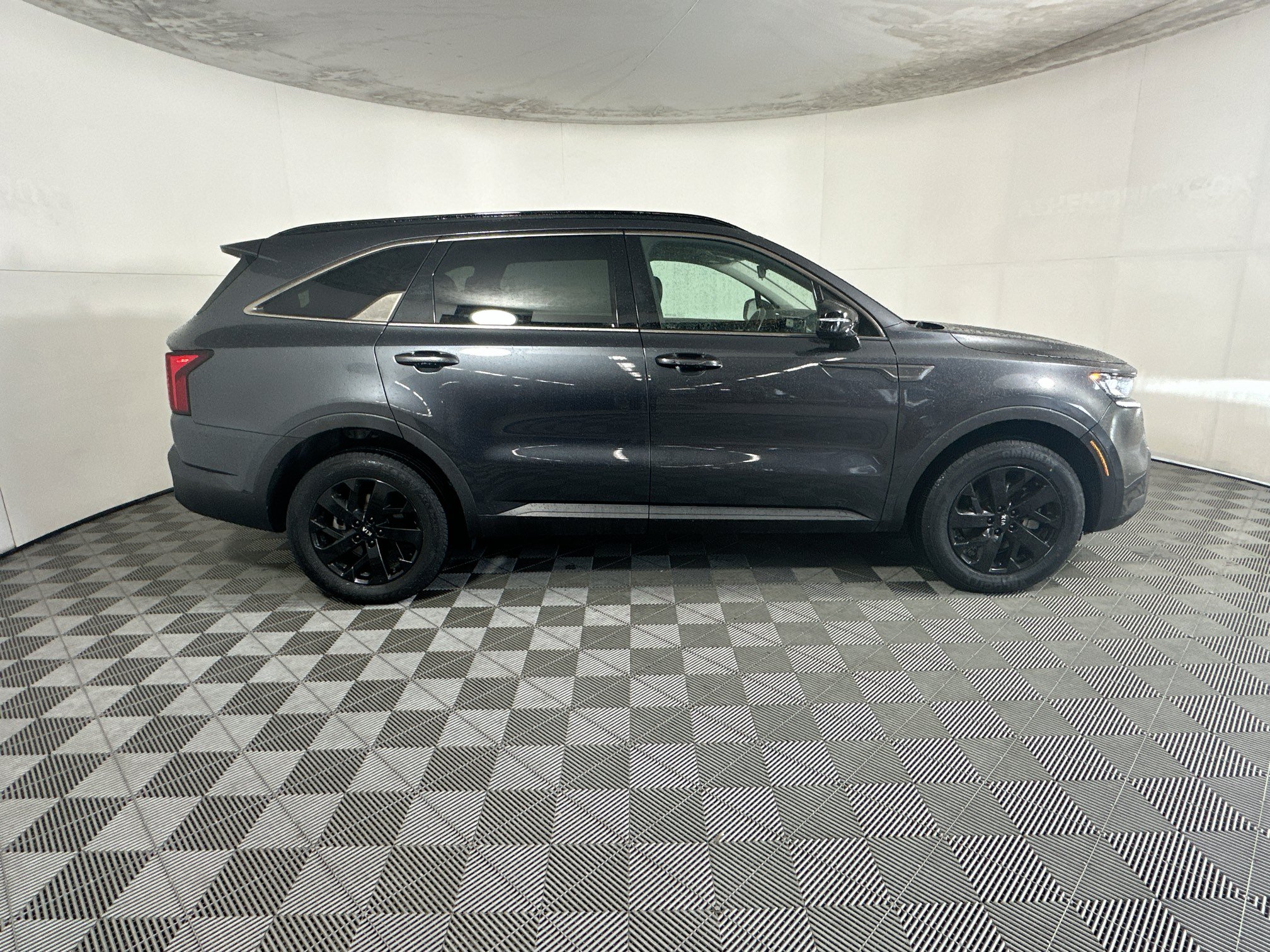 Used 2021 Kia Sorento S w/ Panoramic Sunroof Package AWD/4WD image 2