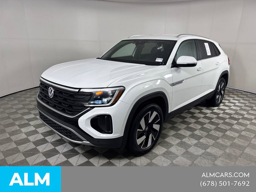 Used 2025 Volkswagen Atlas Cross Sport SE FWD image 1