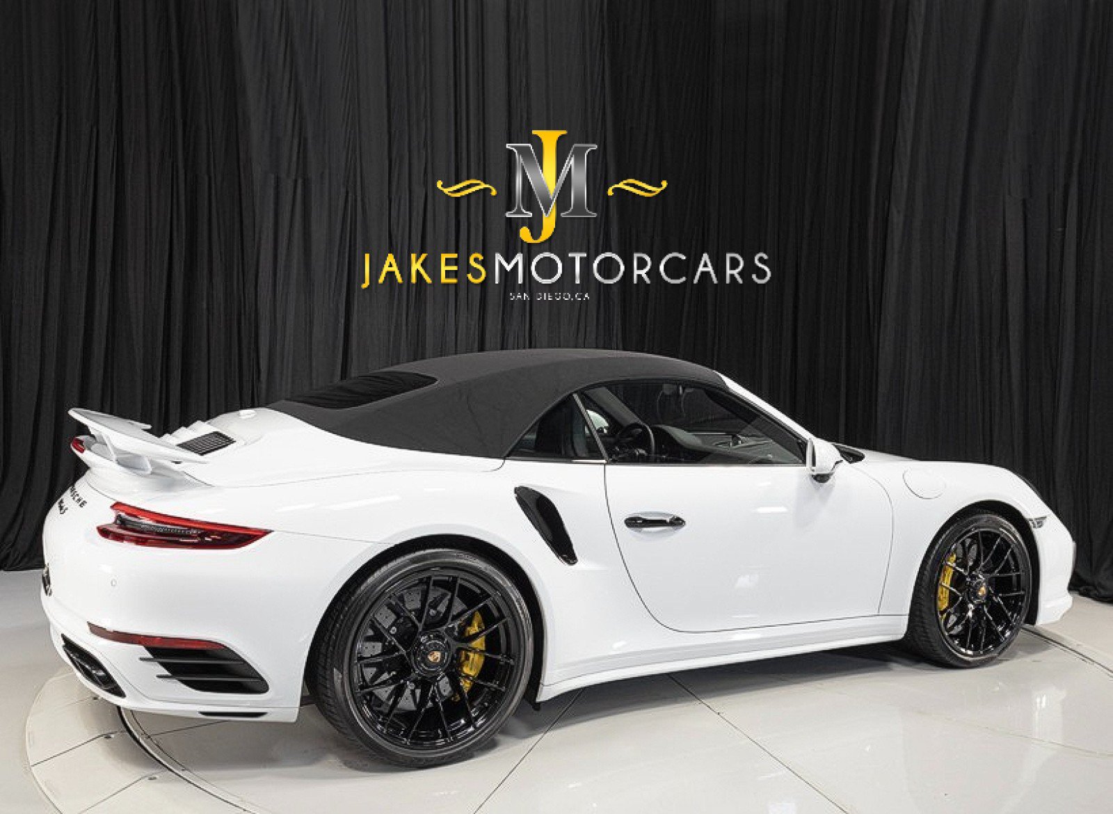 Used 2019 Porsche 911 Turbo S AWD/4WD image 10