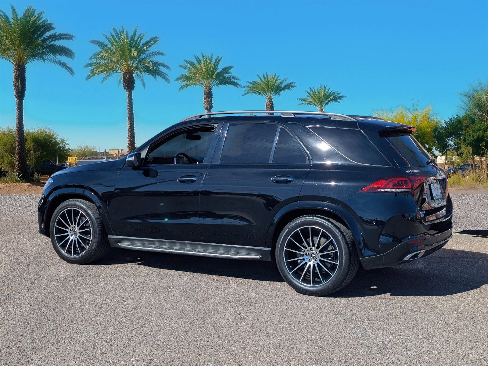 Used 2020 Mercedes-Benz GLE 350 image 2