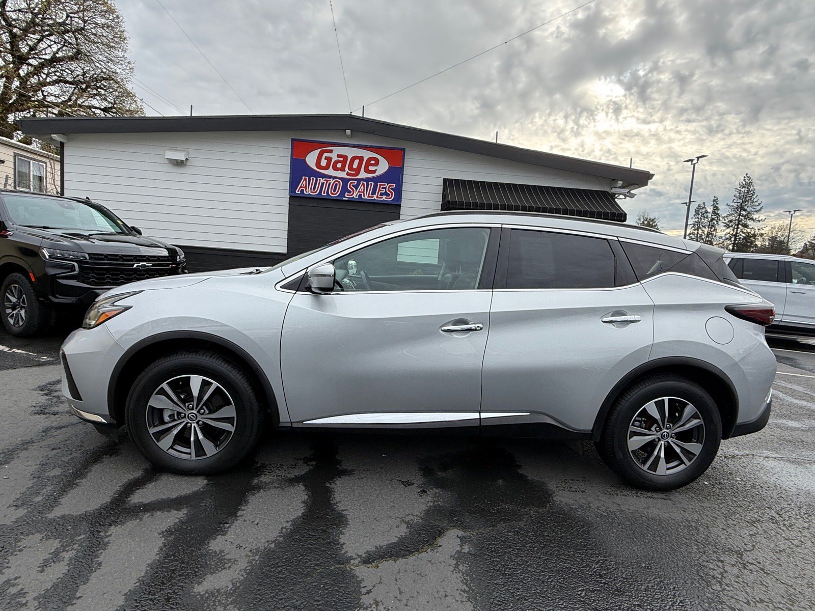 Used 2023 Nissan Murano SV AWD/4WD image 3