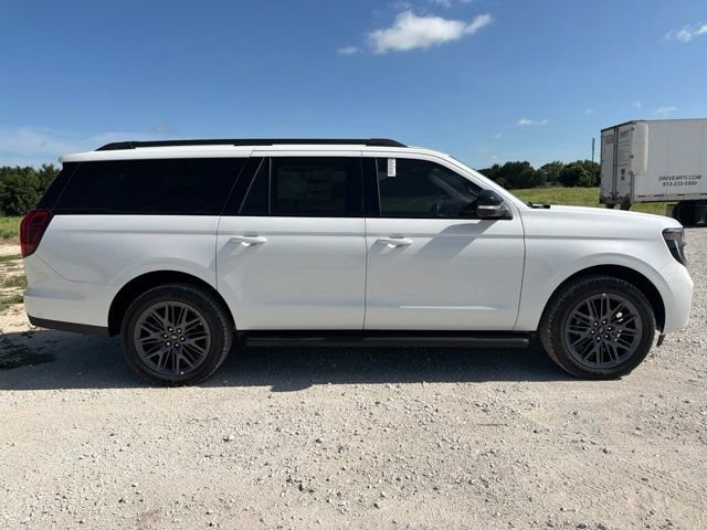 New 2026 Ford Expedition Max Platinum w/ Stealth Appearance Package AWD/4WD image 8