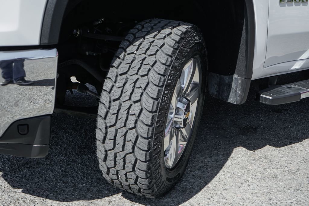Used 2022 Chevrolet Silverado 2500 LTZ w/ LTZ Plus Package RWD image 46