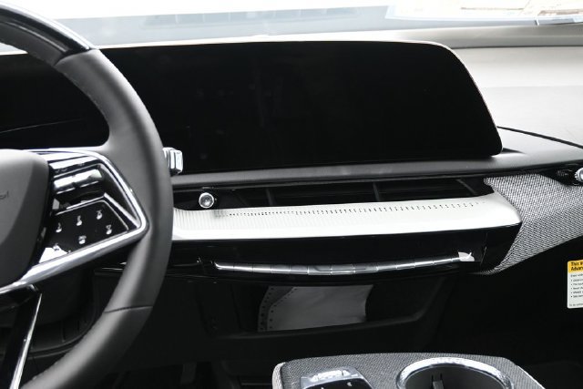 New 2026 Cadillac Optiq Sport 1 w/ LPO, Floor Liner Package AWD/4WD image 28