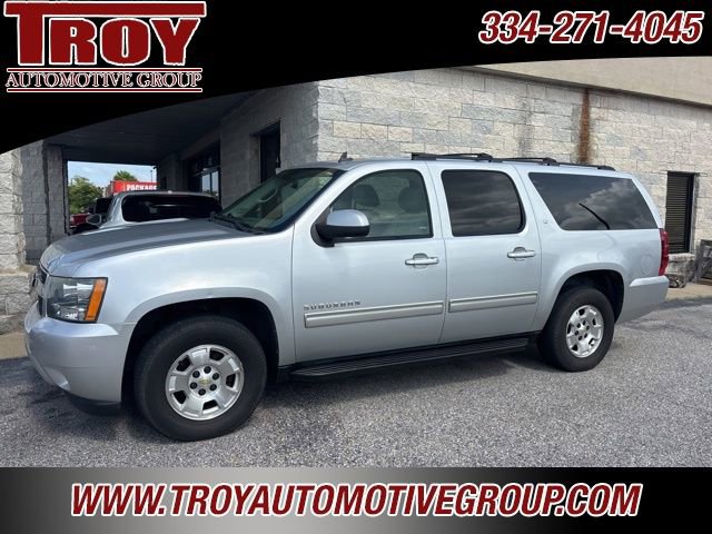 Used 2013 Chevrolet Suburban LT w/ Luxury Package image 2