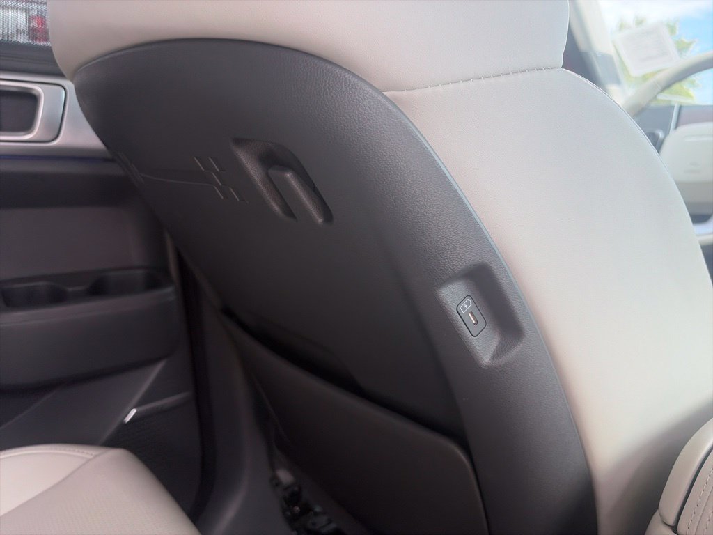 Used 2024 Hyundai Santa Fe Calligraphy AWD/4WD image 22