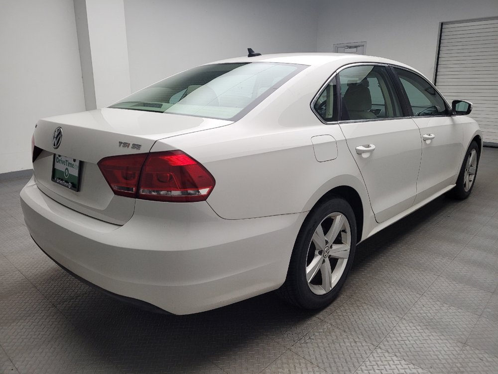 Used 2015 Volkswagen Passat 1.8T SE FWD image 9
