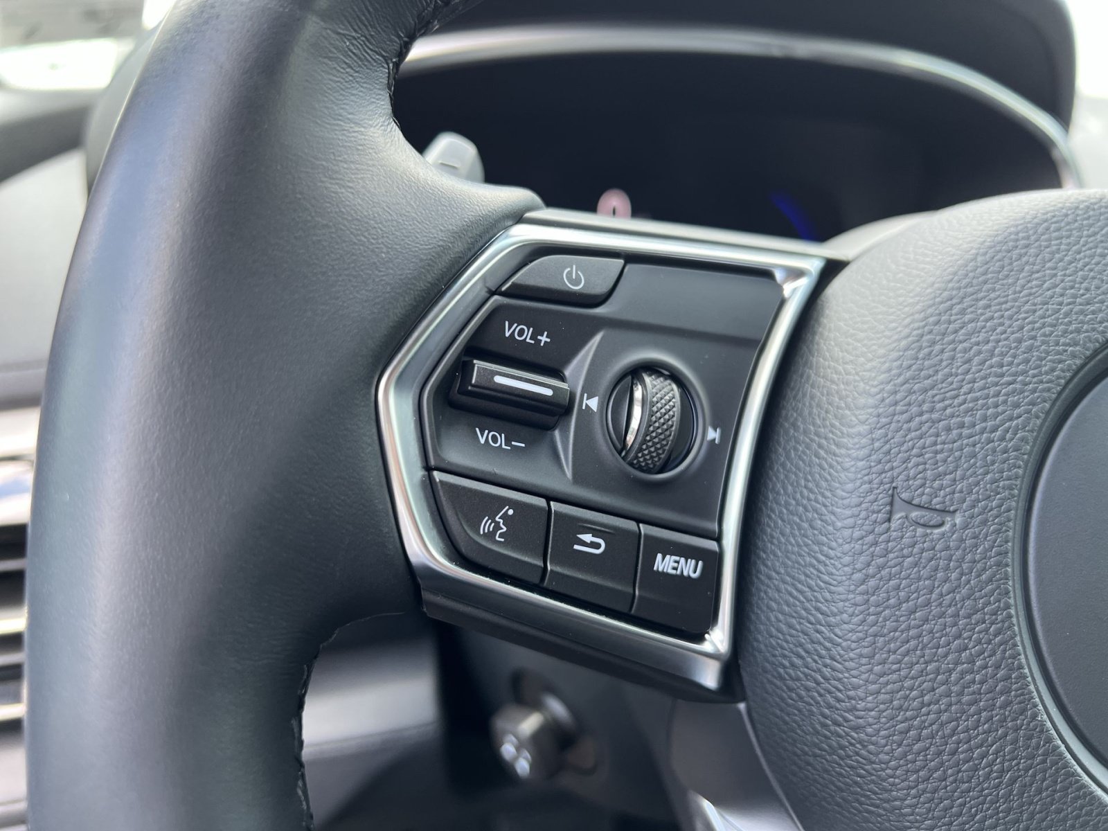 Certified 2025 Acura MDX SH-AWD w/ Technology Package image 30