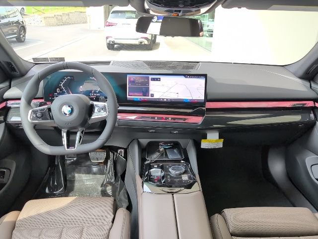New 2027 BMW 530i xDrive w/ M Sport Package AWD/4WD image 32
