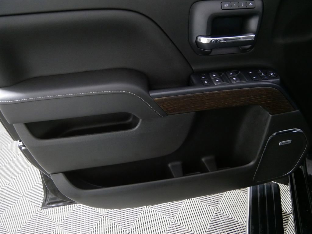 Used 2018 GMC Sierra 1500 Denali w/ Denali Ultimate Package image 13