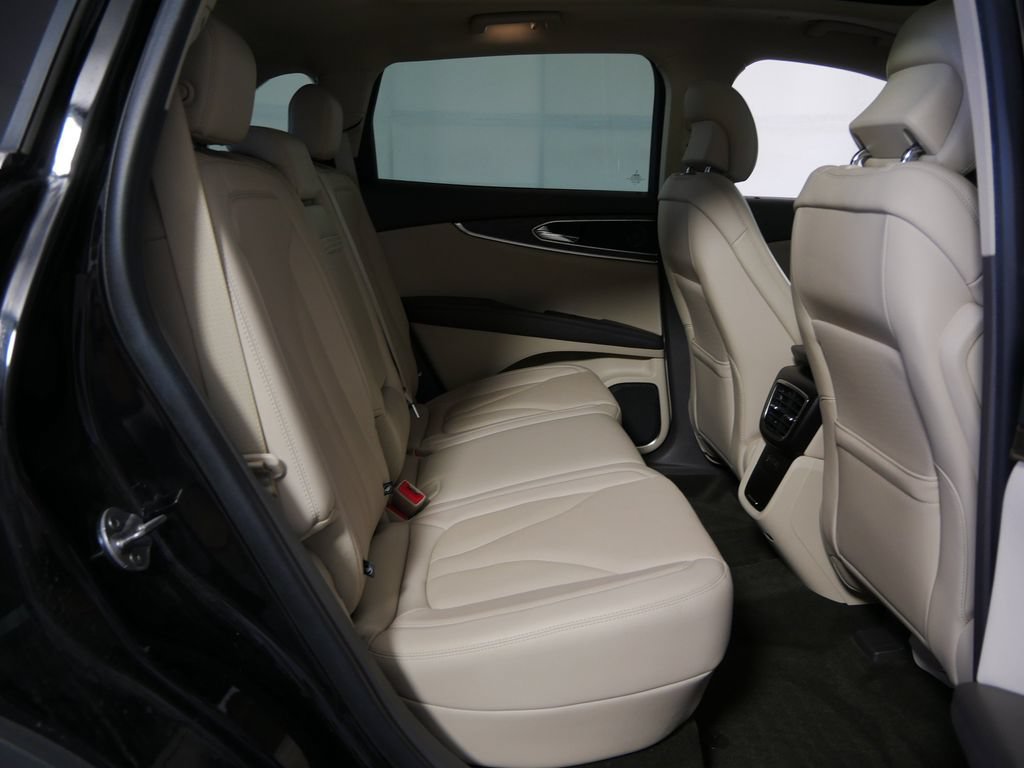 Certified 2019 Lincoln Nautilus Reserve AWD/4WD image 13