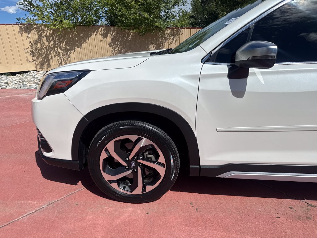 Used 2023 Subaru Forester Touring AWD/4WD image 36