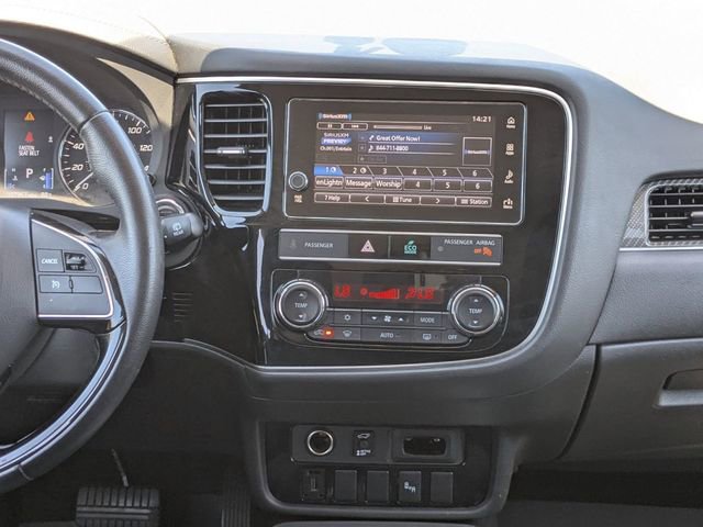 Used 2019 Mitsubishi Outlander SEL FWD image 17