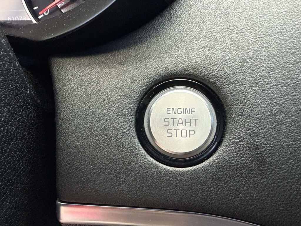 Used 2020 Kia Stinger GT2 RWD image 39