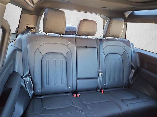 Used 2023 Land Rover Defender 90 X AWD/4WD image 18