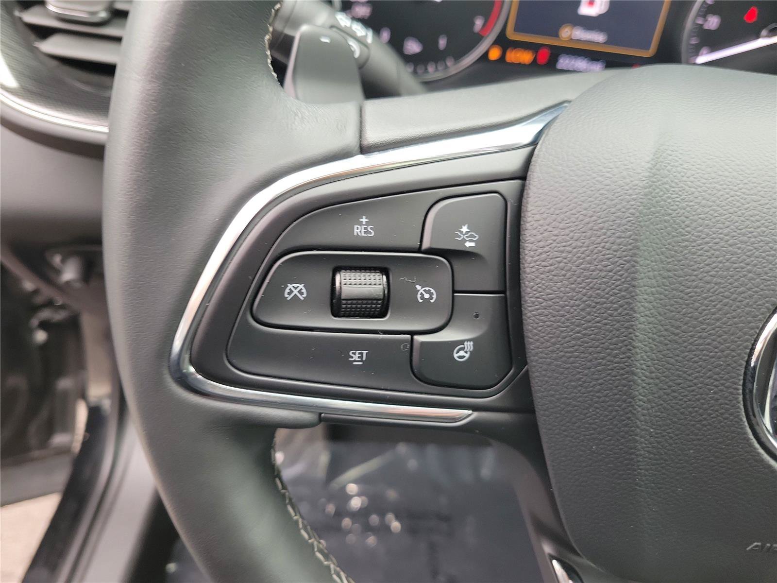 Used 2023 Buick Envision Essence w/ Sport Touring Package AWD/4WD image 25