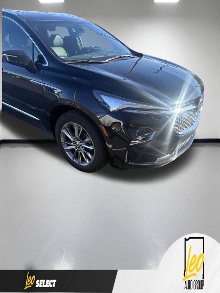 Used 2024 Buick Enclave Avenir w/ Avenir Technology Package AWD/4WD image 4