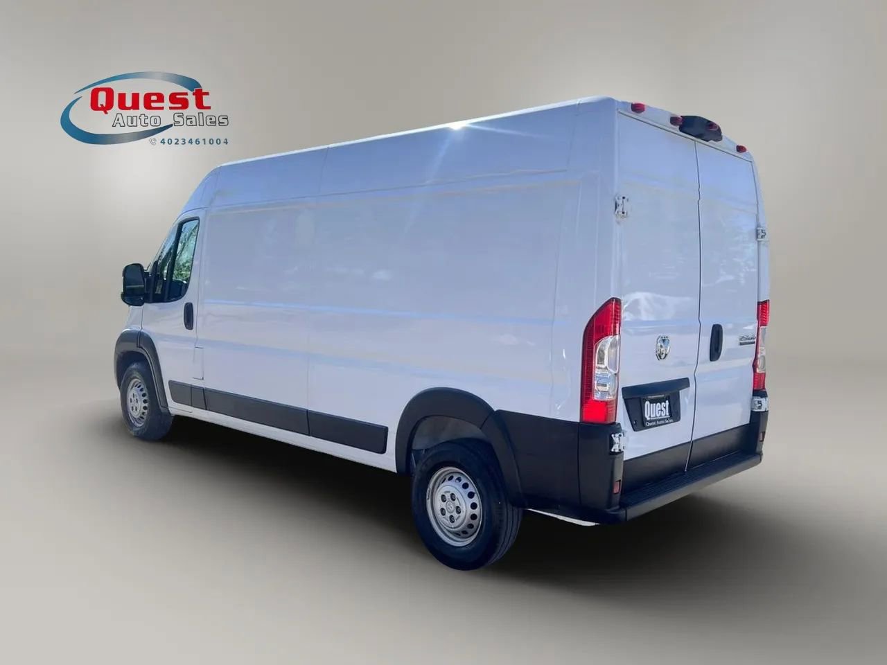 Used 2025 RAM ProMaster 2500 w/ Convenience Group FWD image 5