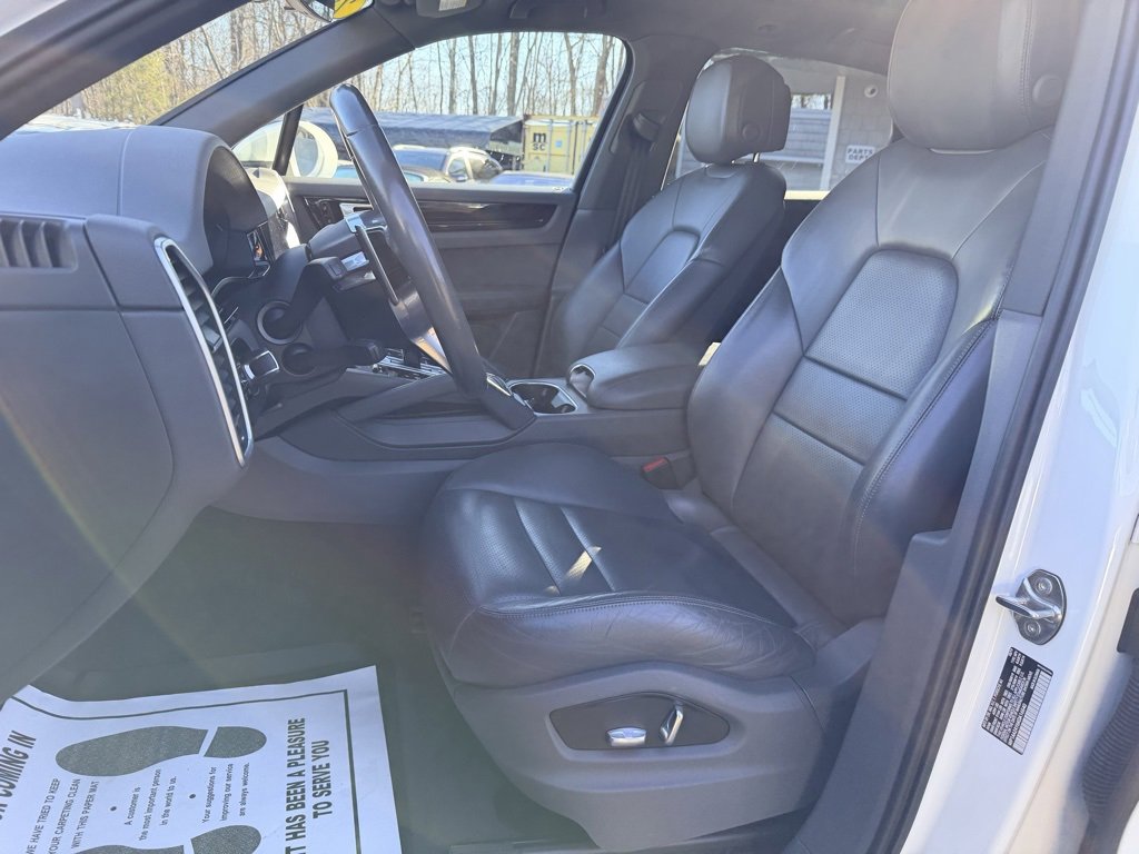 Used 2019 Porsche Cayenne image 15