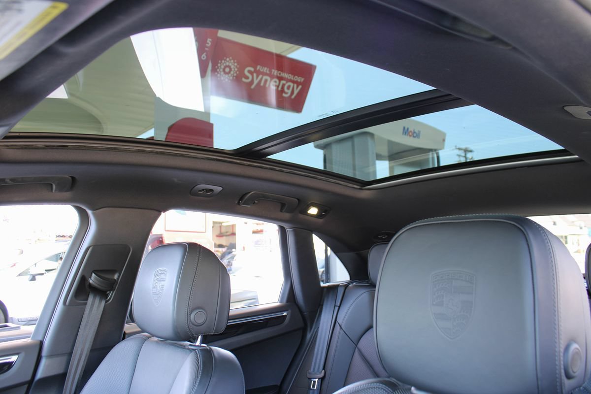 Used 2017 Porsche Macan S AWD/4WD image 31