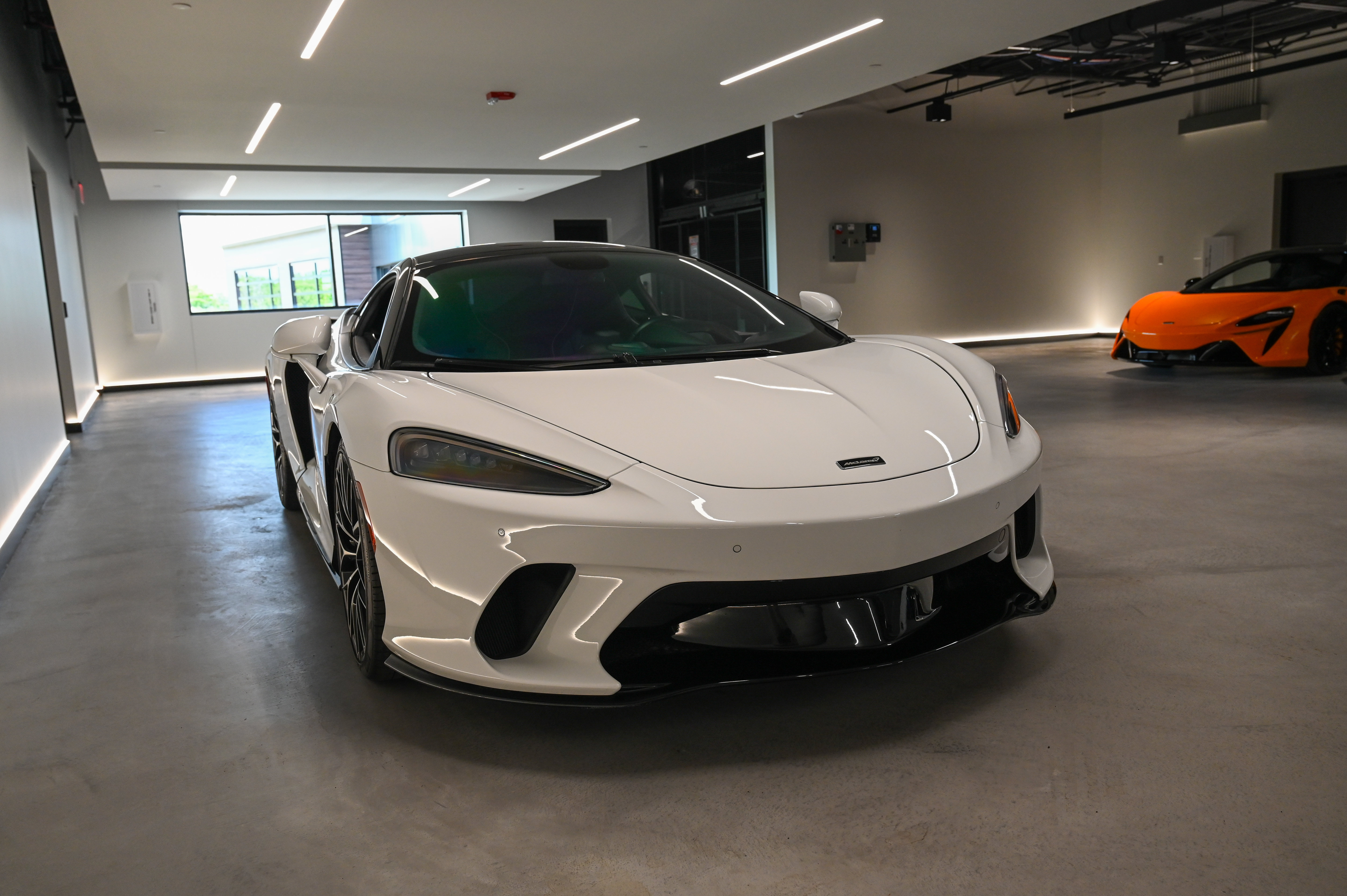 Used 2023 McLaren GT RWD image 20