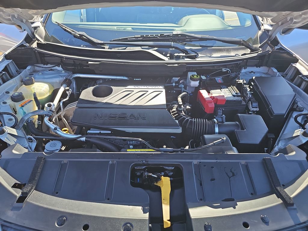 Used 2022 Nissan Rogue SV image 28