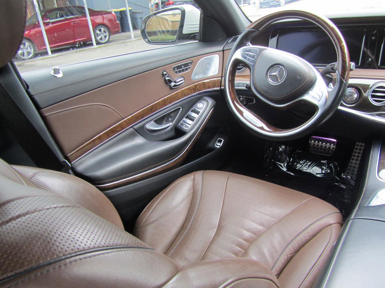 Used 2015 Mercedes-Benz S 550 Sedan image 12