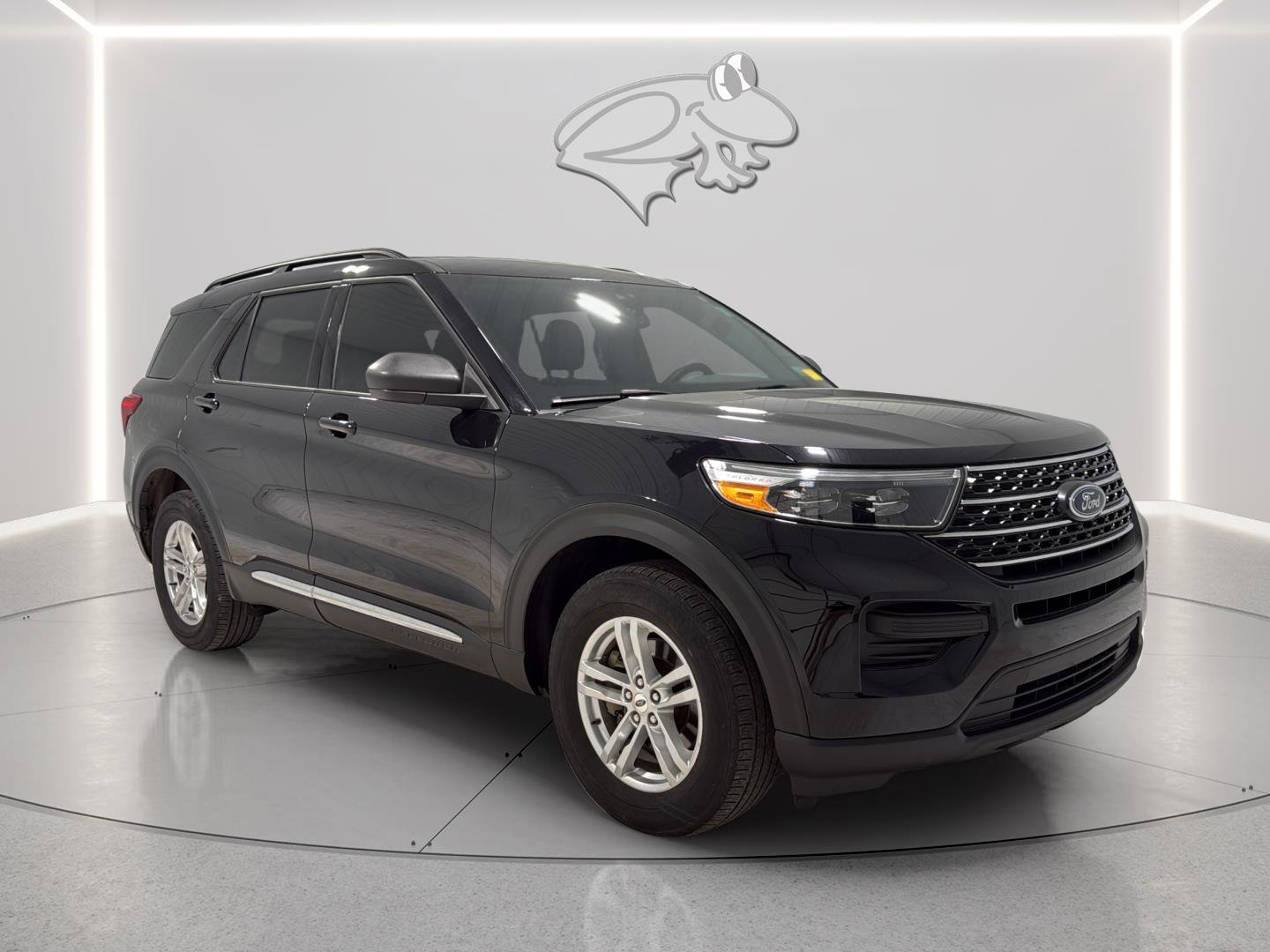 Used 2023 Ford Explorer XLT image 8