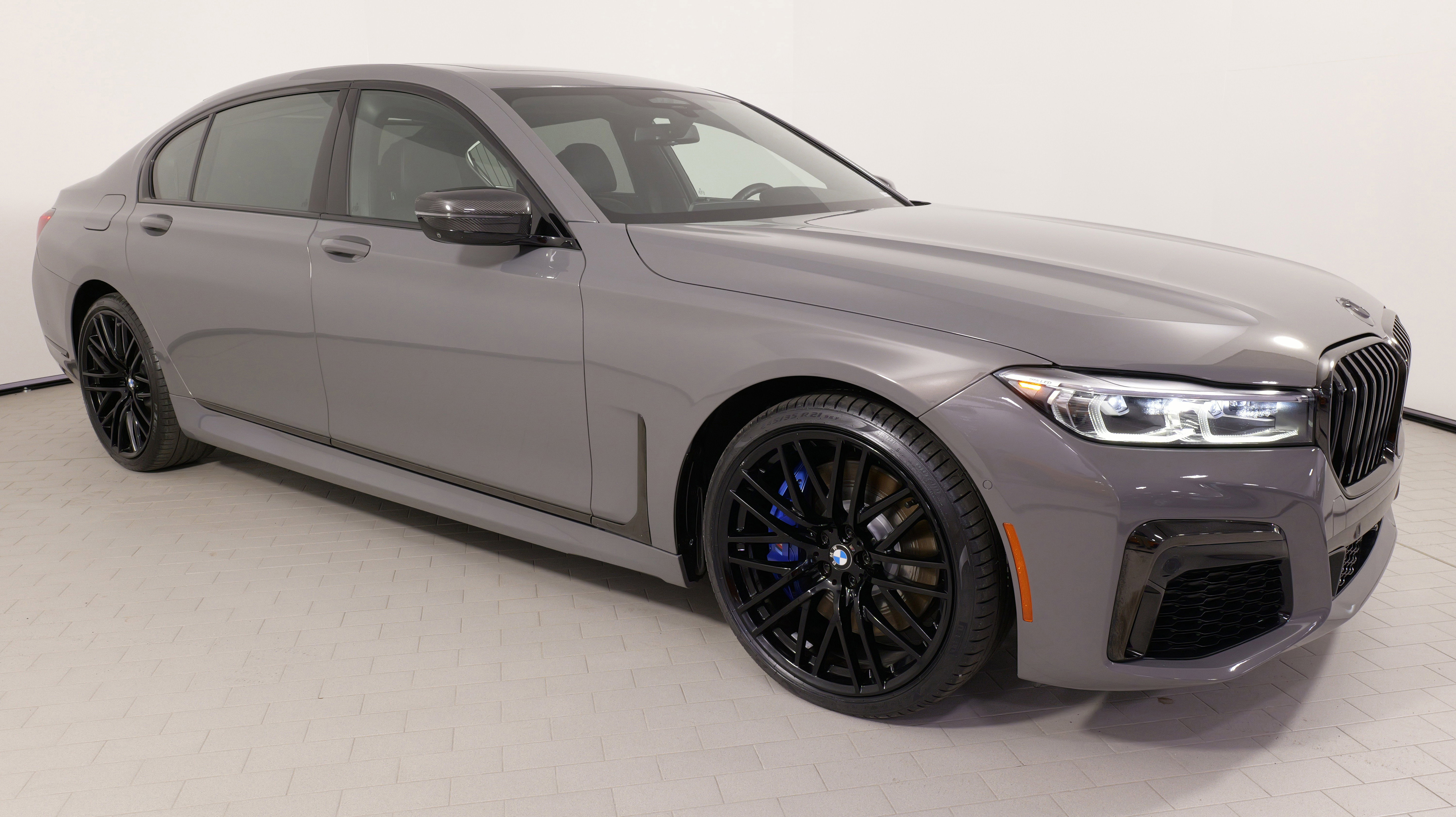 Used 2022 BMW 750i xDrive w/ Executive Package image 7