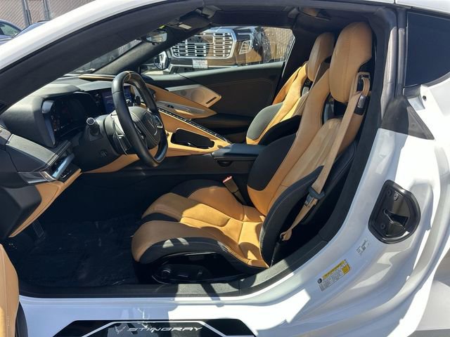 Used 2021 Chevrolet Corvette Stingray Premium Cpe w/ Z51 Performance Package RWD image 18