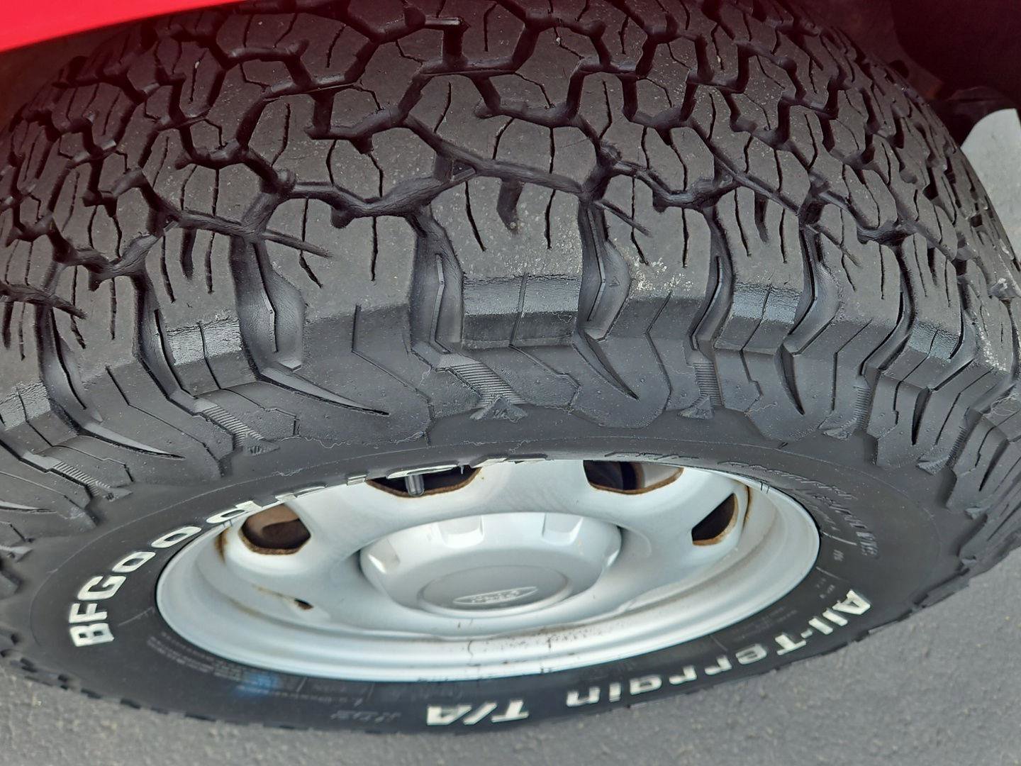 Used 2010 Ford F150 XLT RWD image 2