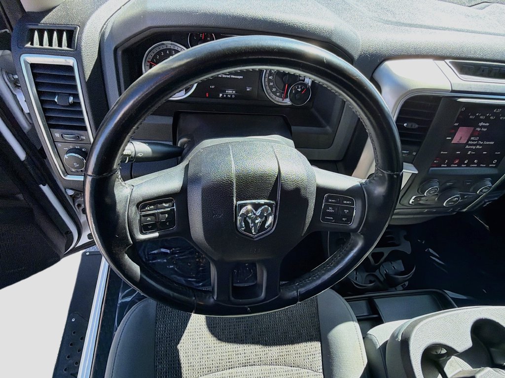 Used 2019 RAM 1500 Big Horn RWD image 36