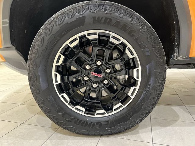Used 2026 GMC Canyon AT4 w/ AT4 Premium Package AWD/4WD image 29
