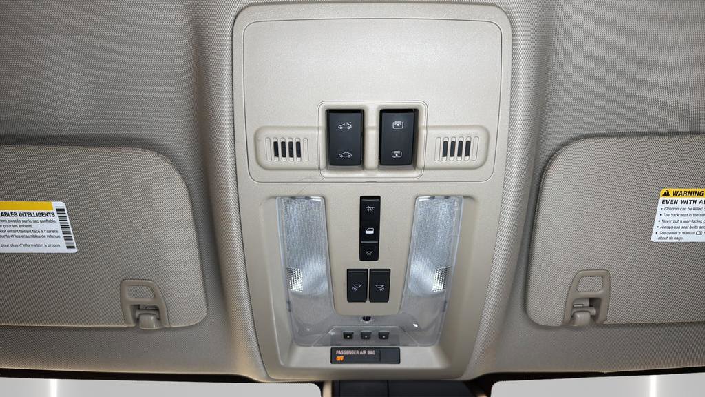 Used 2014 Cadillac SRX Luxury w/ Driver Awareness Package image 18