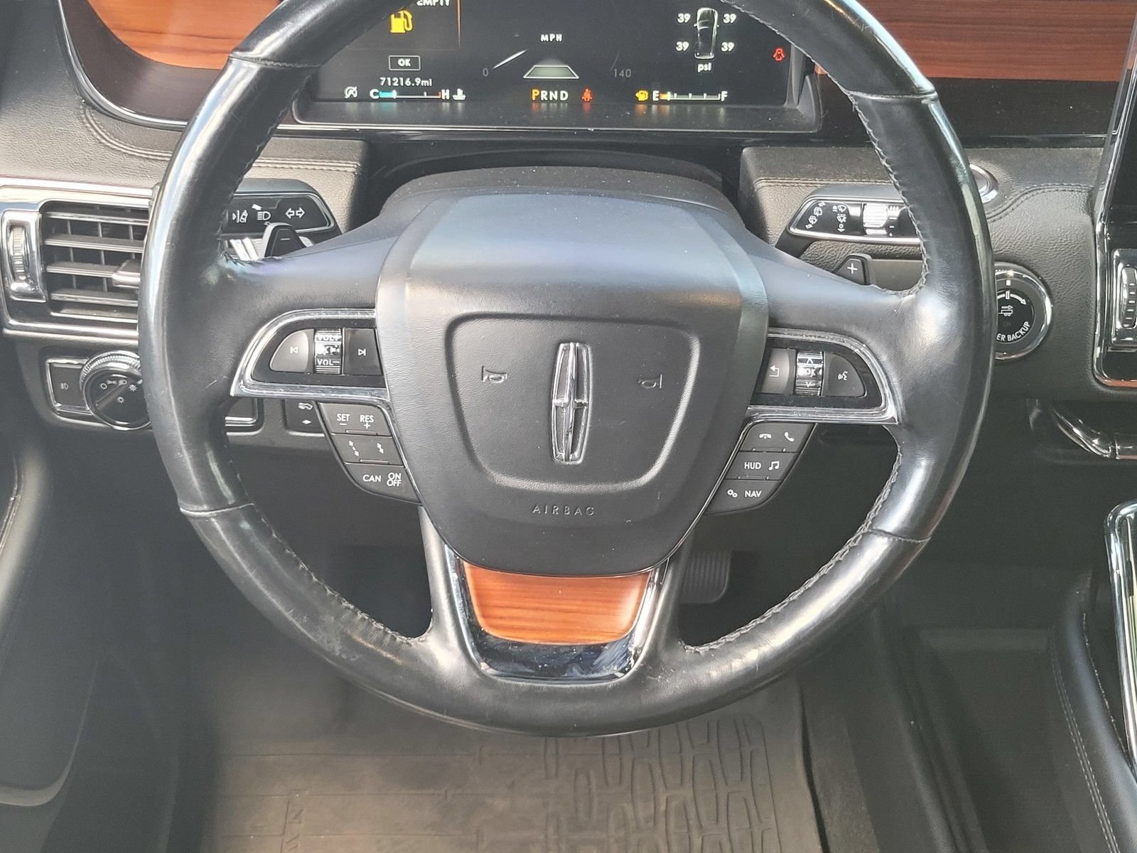 Certified 2019 Lincoln Navigator Reserve AWD/4WD image 12