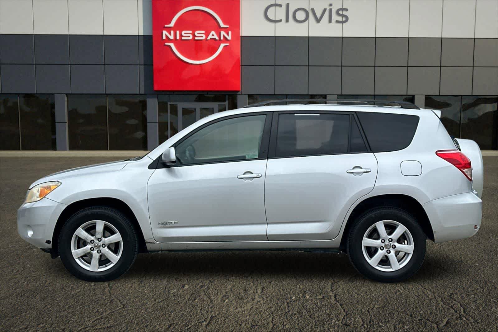 Used 2008 Toyota RAV4 Limited FWD image 6