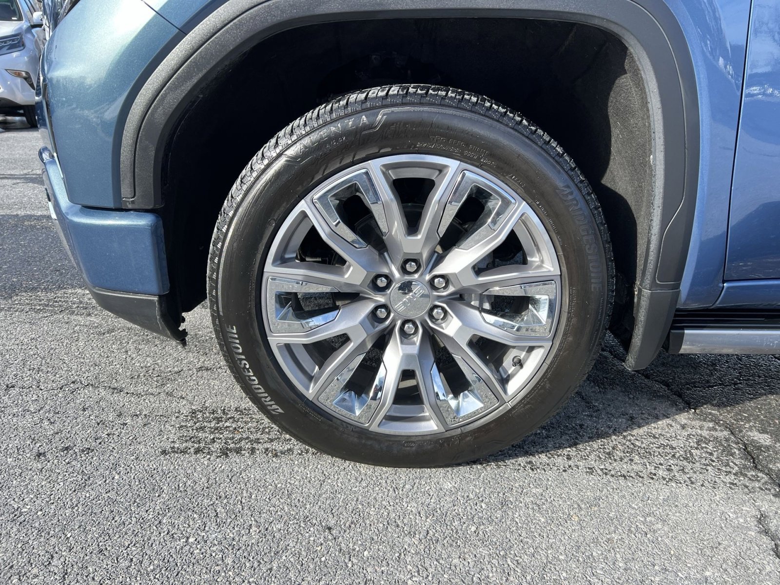 Used 2025 GMC Sierra 1500 Denali w/ Denali Reserve Package image 12