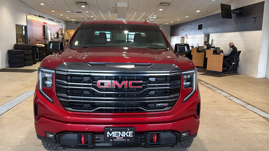 Used 2023 GMC Sierra 1500 AT4 w/ AT4 Preferred Package image 2