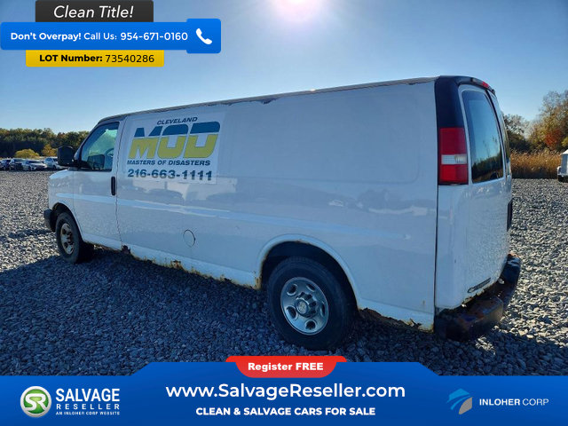 Used 2009 Chevrolet Express 2500 Extended RWD image 3