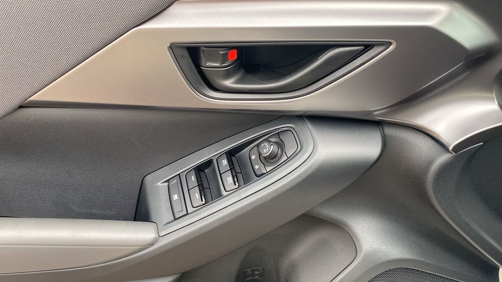 Used 2025 Subaru Impreza 2.0i image 18